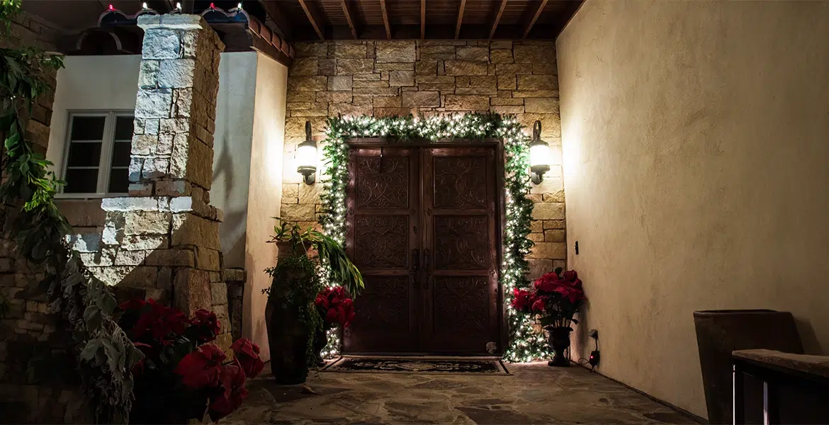 When Should You Install Outdoor Christmas Lights in Texas? - Outdoor Landscape Lighting Installations and Designs by Elite Lighting Designs